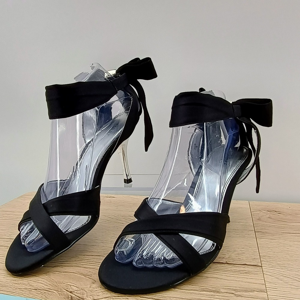 Fioni Night Heels Womens 8 Black Synthetic Strappy Stiletto Pump Evening Shoes
